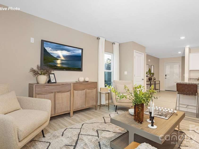 12141 lady bell Drive, Charlotte, NC 28278.  MLS# CAR4279975, YatesRealty ID 26696. 