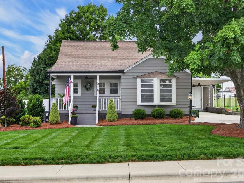 1016 Raney Street, Salisbury, NC 28146.  MLS# CAR4386876, YatesRealty ID 26698. 