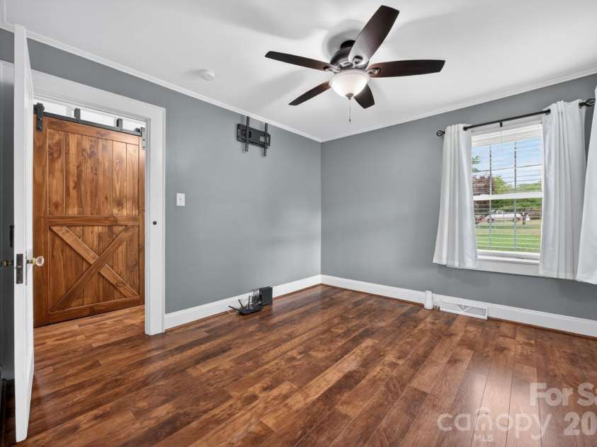 1016 Raney Street, Salisbury, NC 28146.  MLS# CAR4386876, YatesRealty ID 26698. 
