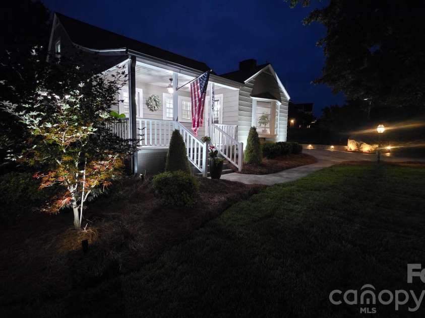 1016 Raney Street, Salisbury, NC 28146.  MLS# CAR4386876, YatesRealty ID 26698. 