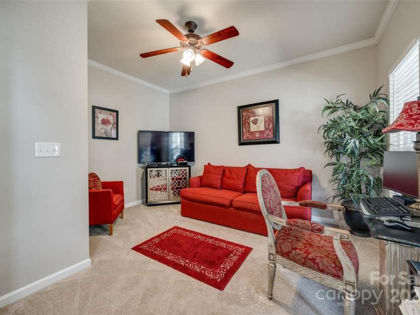 15613 Troubadour Lane, Huntersville, NC 28078.  MLS# CAR4245740, YatesRealty ID 26698. 