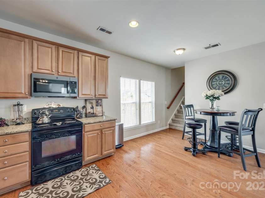 15613 Troubadour Lane, Huntersville, NC 28078.  MLS# CAR4245740, YatesRealty ID 26698. 