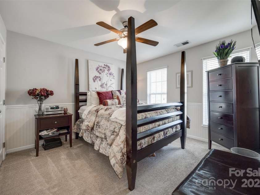 15613 Troubadour Lane, Huntersville, NC 28078.  MLS# CAR4245740, YatesRealty ID 26698. 