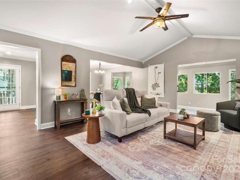 7 Turtle Lane, Clover, SC 29710.  MLS# CAR4257060, YatesRealty ID 26699. 