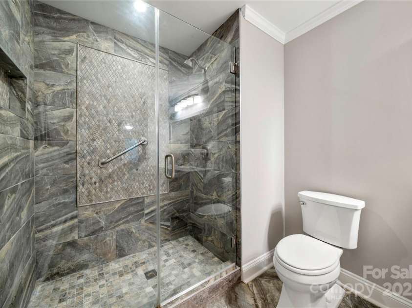 7 Turtle Lane, Clover, SC 29710.  MLS# CAR4257060, YatesRealty ID 26699. Updated tile shower