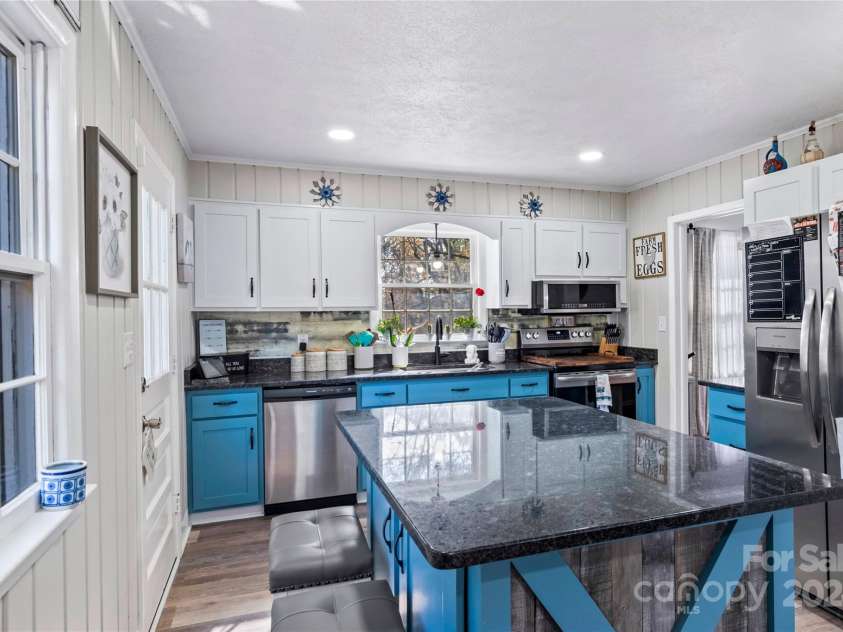 150 Norman Road, Winston Salem, NC 27106.  MLS# CAR4199725, YatesRealty ID 267. 