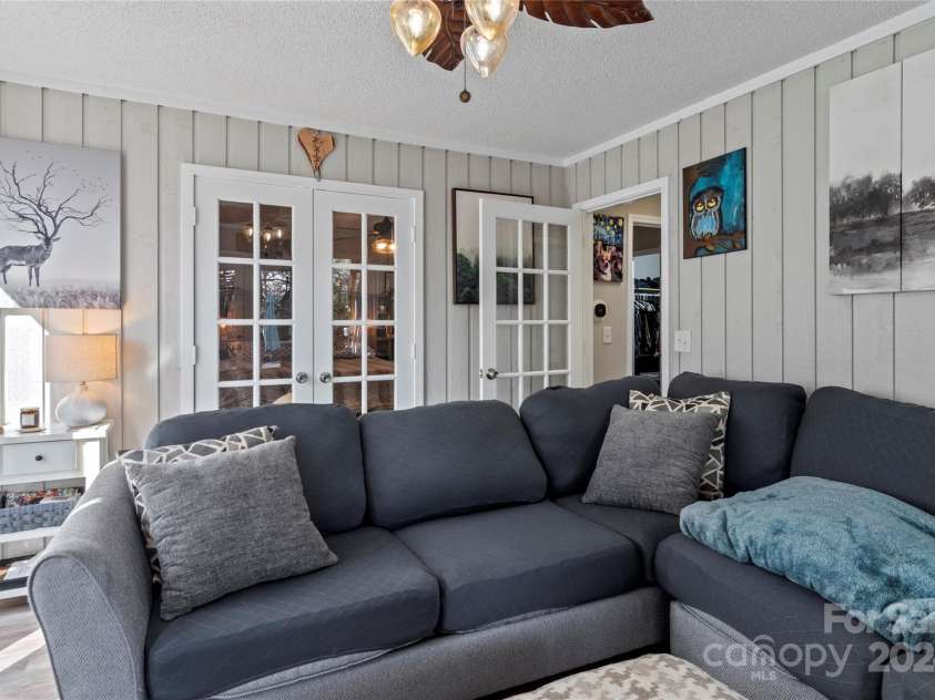 150 Norman Road, Winston Salem, NC 27106.  MLS# CAR4199725, YatesRealty ID 267. 