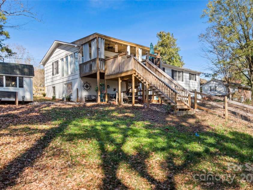 150 Norman Road, Winston Salem, NC 27106.  MLS# CAR4199725, YatesRealty ID 267. 