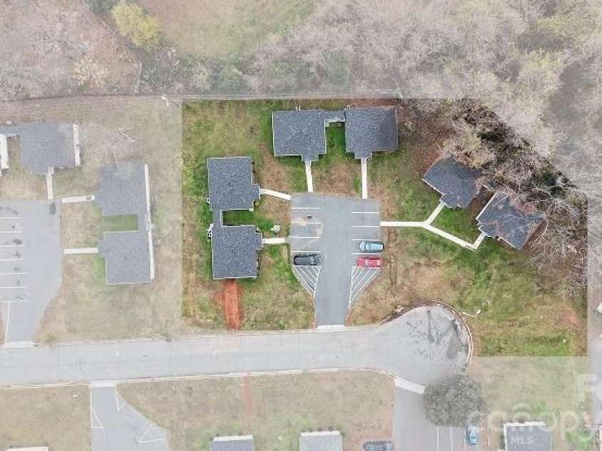 2225 Alma Court, Charlotte, NC 28206.  MLS# CAR4339933, YatesRealty ID 2670. 