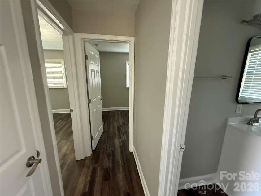 2225 Alma Court, Charlotte, NC 28206.  MLS# CAR4339933, YatesRealty ID 2670. 