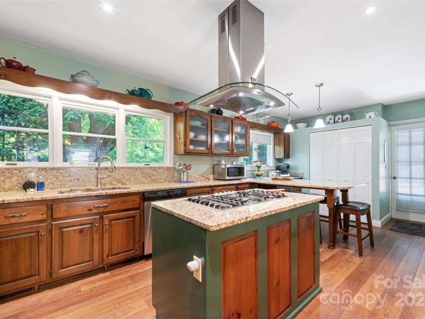 58 Campbell Creek Road, Maggie Valley, NC 28751.  MLS# CAR4267072, YatesRealty ID 26700. 