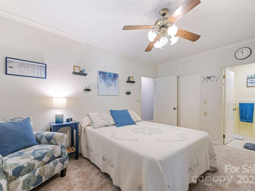 58 Campbell Creek Road, Maggie Valley, NC 28751.  MLS# CAR4267072, YatesRealty ID 26700. 