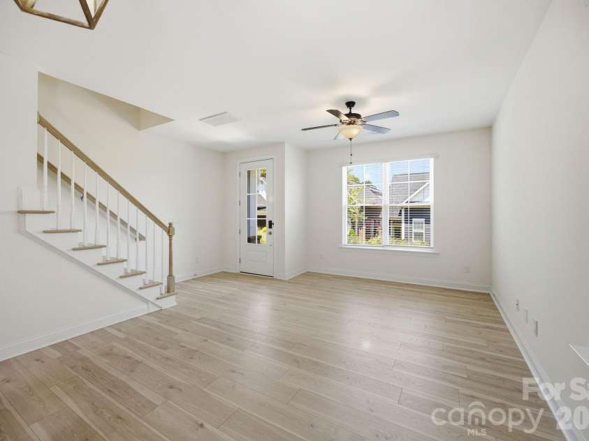 2015 Claybrook Lane, Denver, NC 28037.  MLS# CAR4383602, YatesRealty ID 26702. 