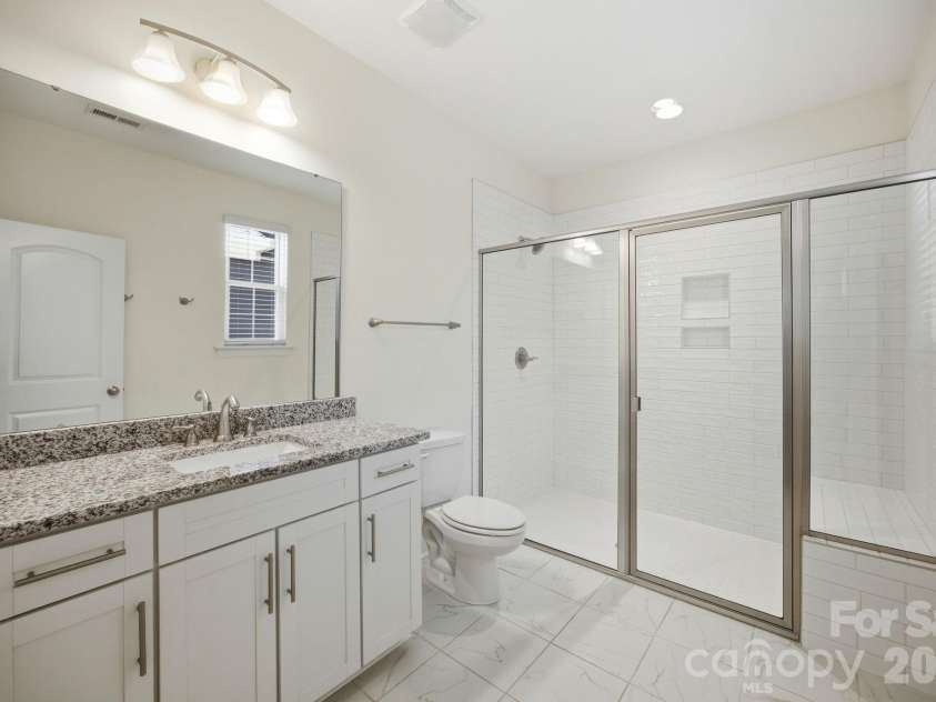 2015 Claybrook Lane, Denver, NC 28037.  MLS# CAR4383602, YatesRealty ID 26702. 
