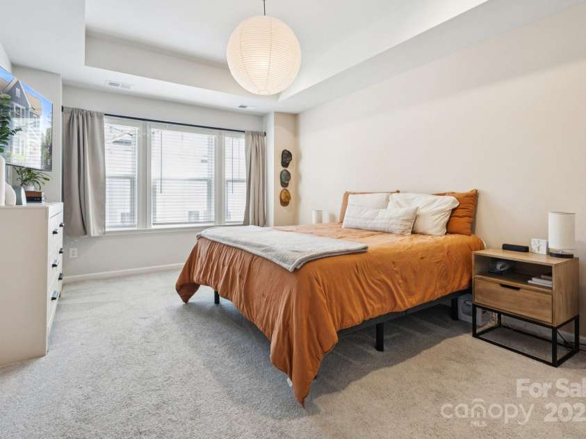 5008 Calvine Mill Way, Charlotte, NC 28205.  MLS# CAR4274214, YatesRealty ID 26703. 