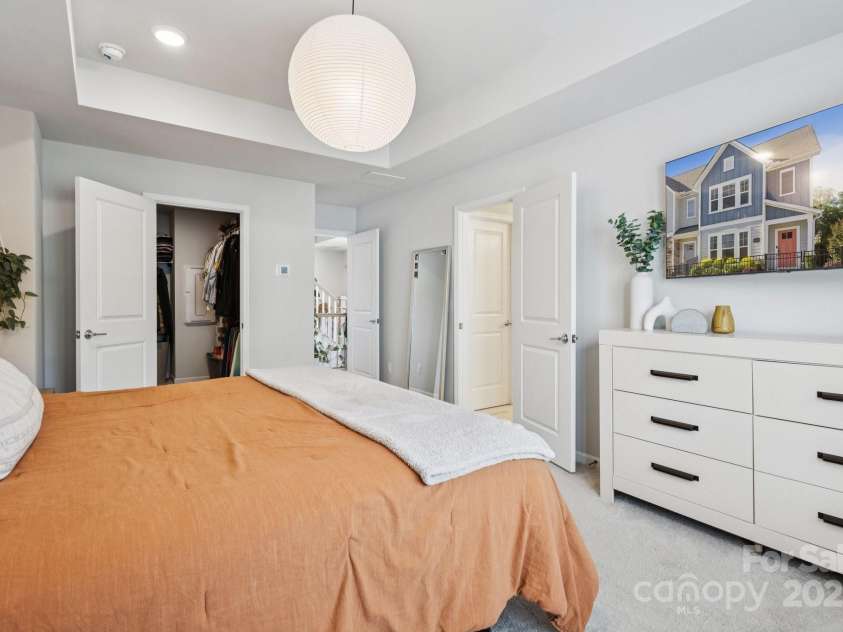 5008 Calvine Mill Way, Charlotte, NC 28205.  MLS# CAR4274214, YatesRealty ID 26703. 