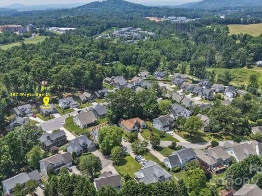 207 Weybridge Drive, Arden, NC 28704.  MLS# CAR4276562, YatesRealty ID 26705. Overview