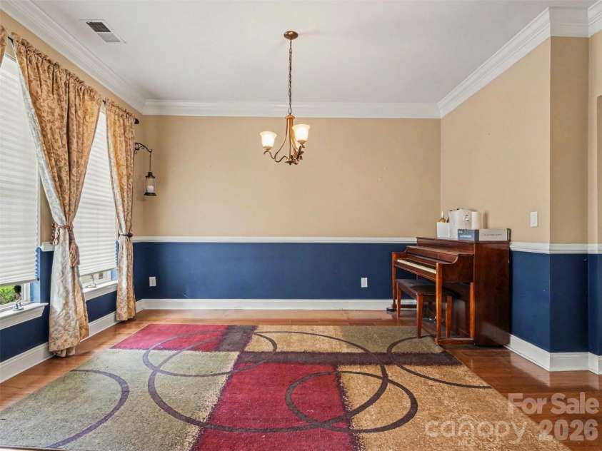 3422 Pasture View Court, Charlotte, NC 28269.  MLS# CAR4374278, YatesRealty ID 26705. 