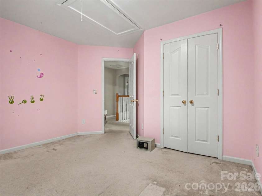 3422 Pasture View Court, Charlotte, NC 28269.  MLS# CAR4374278, YatesRealty ID 26705. 