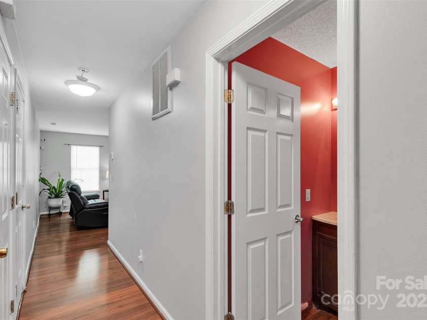 11219 Kempsford Drive, Charlotte, NC 28262.  MLS# CAR4266815, YatesRealty ID 26707. 