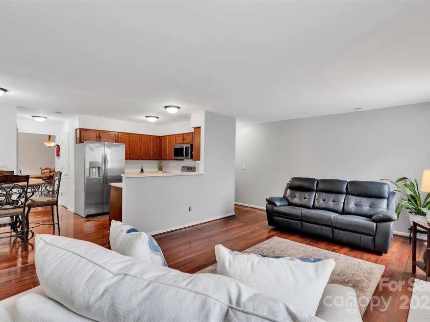 11219 Kempsford Drive, Charlotte, NC 28262.  MLS# CAR4266815, YatesRealty ID 26707. 