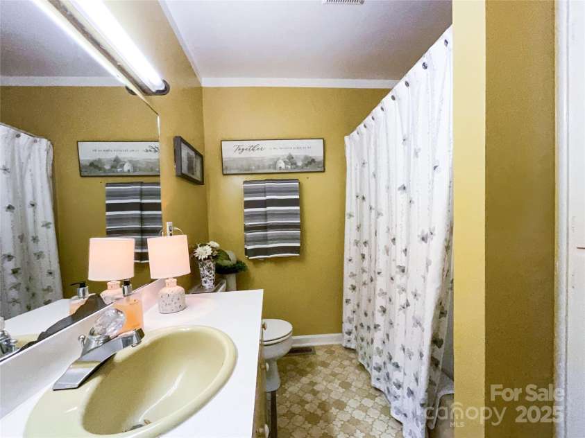 6993 Charlotte Highway, Lancaster, SC 29707.  MLS# CAR4319688, YatesRealty ID 2671. 