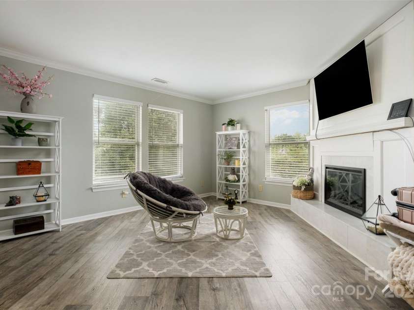 6602 Fawn View Drive, Charlotte, NC 28216.  MLS# CAR4280178, YatesRealty ID 26710. 