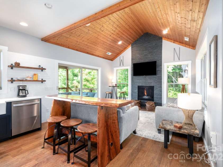 54 Weldon Way, Fairview, NC 28730.  MLS# CAR4279261, YatesRealty ID 26712. Modern Build Meets Mountain Rustic Charm