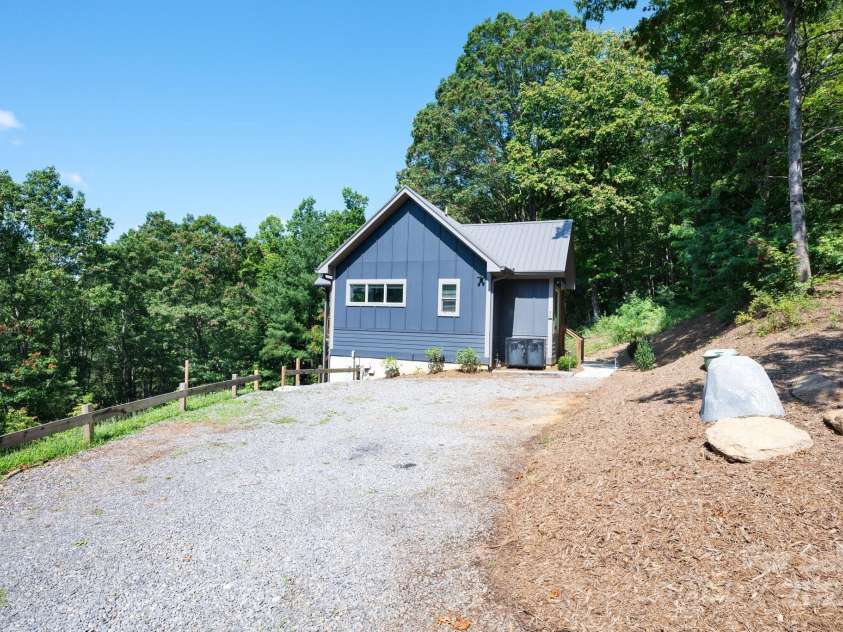 54 Weldon Way, Fairview, NC 28730.  MLS# CAR4279261, YatesRealty ID 26712. Plentiful Parking