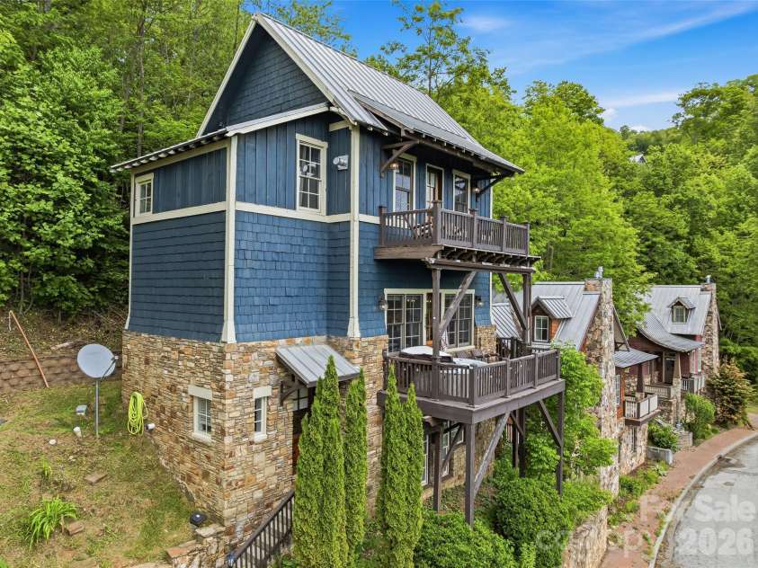 95 Breakaway Trail, Mars Hill, NC 28754.  MLS# CAR4385267, YatesRealty ID 26713. 