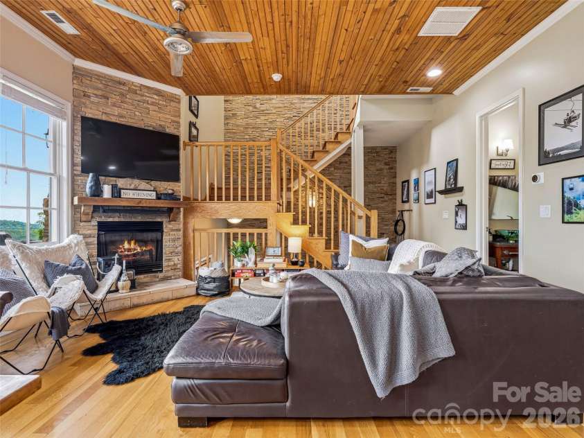 95 Breakaway Trail, Mars Hill, NC 28754.  MLS# CAR4385267, YatesRealty ID 26713. 