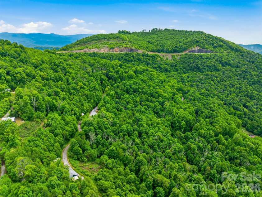 95 Breakaway Trail, Mars Hill, NC 28754.  MLS# CAR4385267, YatesRealty ID 26713. 