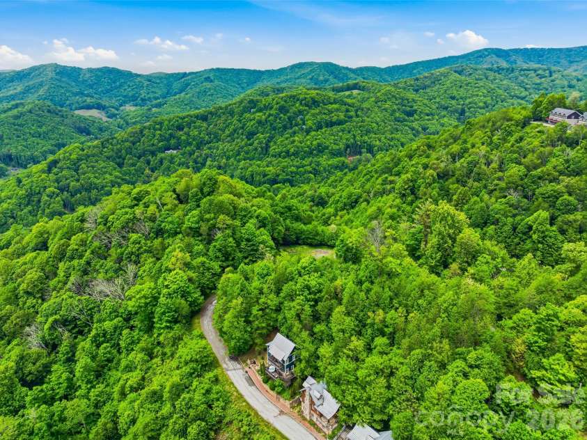 95 Breakaway Trail, Mars Hill, NC 28754.  MLS# CAR4385267, YatesRealty ID 26713. 