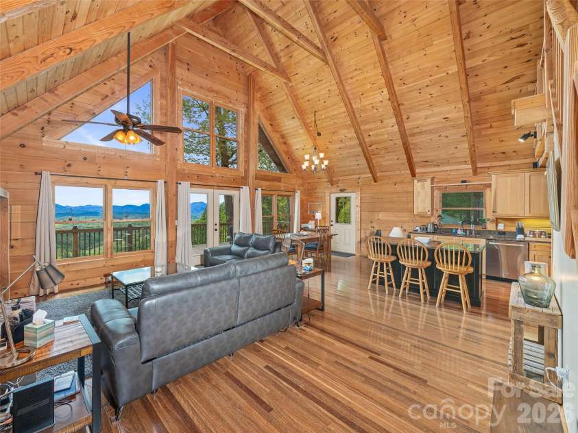 483 Birdie Lane, Bakersville, NC 28705.  MLS# CAR4386186, YatesRealty ID 26716. 