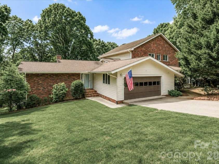 113 Tinker Place, Troutman, NC 28166.  MLS# CAR4384005, YatesRealty ID 26717. Front