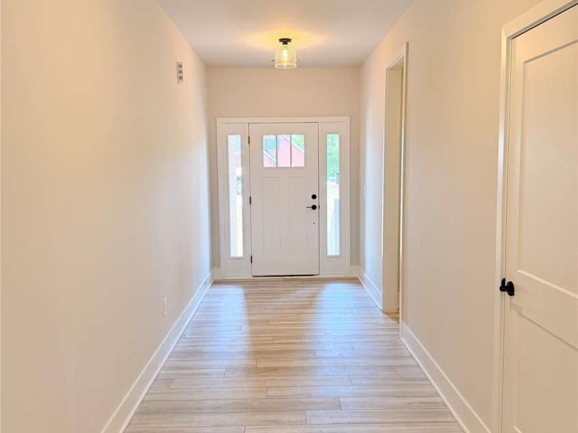 214 Imperial Way, Albemarle, NC 28001.  MLS# CAR4386156, YatesRealty ID 26718. Walkway