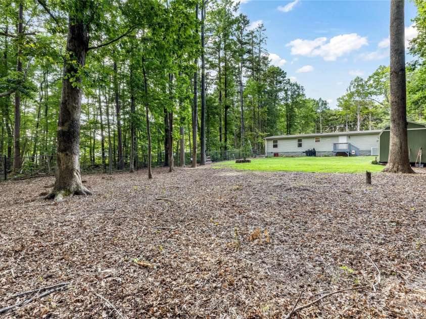 615 Red Leaf Lane, China Grove, NC 28023.  MLS# CAR4281879, YatesRealty ID 26718. 