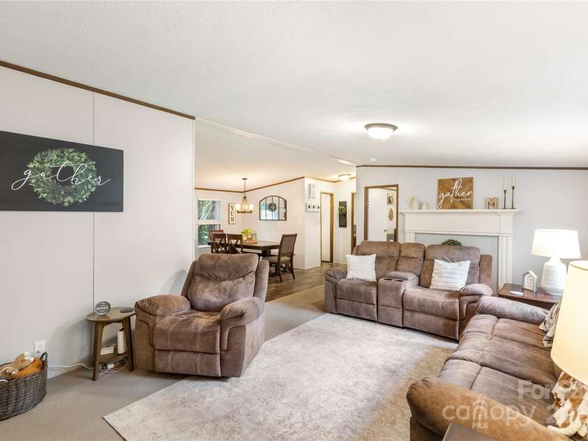 615 Red Leaf Lane, China Grove, NC 28023.  MLS# CAR4281879, YatesRealty ID 26718. 