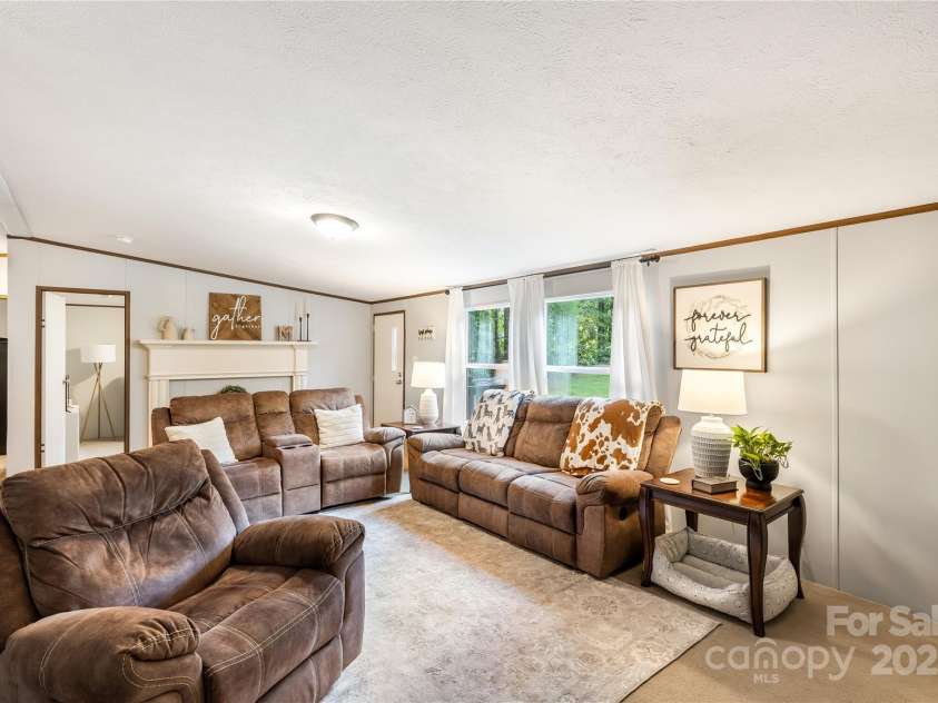 615 Red Leaf Lane, China Grove, NC 28023.  MLS# CAR4281879, YatesRealty ID 26718. 