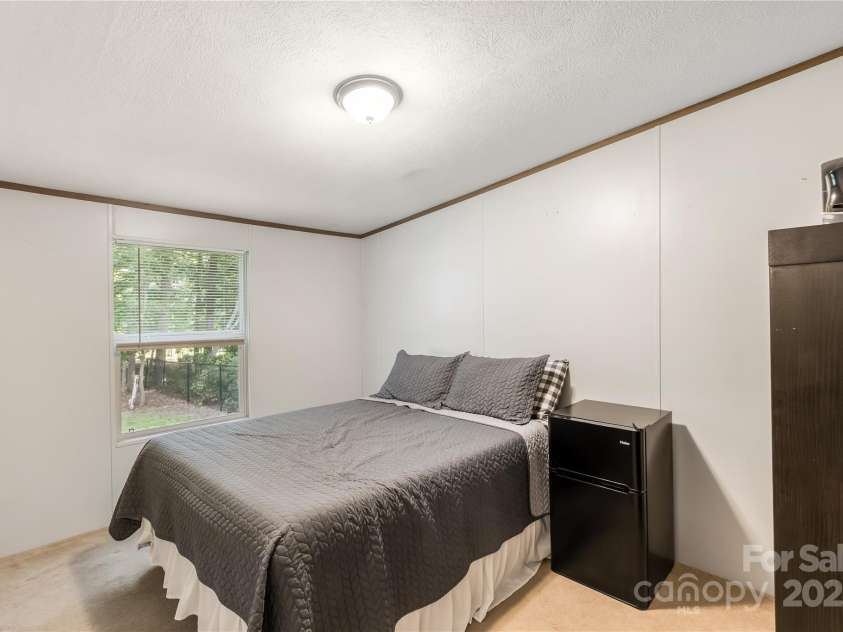 615 Red Leaf Lane, China Grove, NC 28023.  MLS# CAR4281879, YatesRealty ID 26718. 