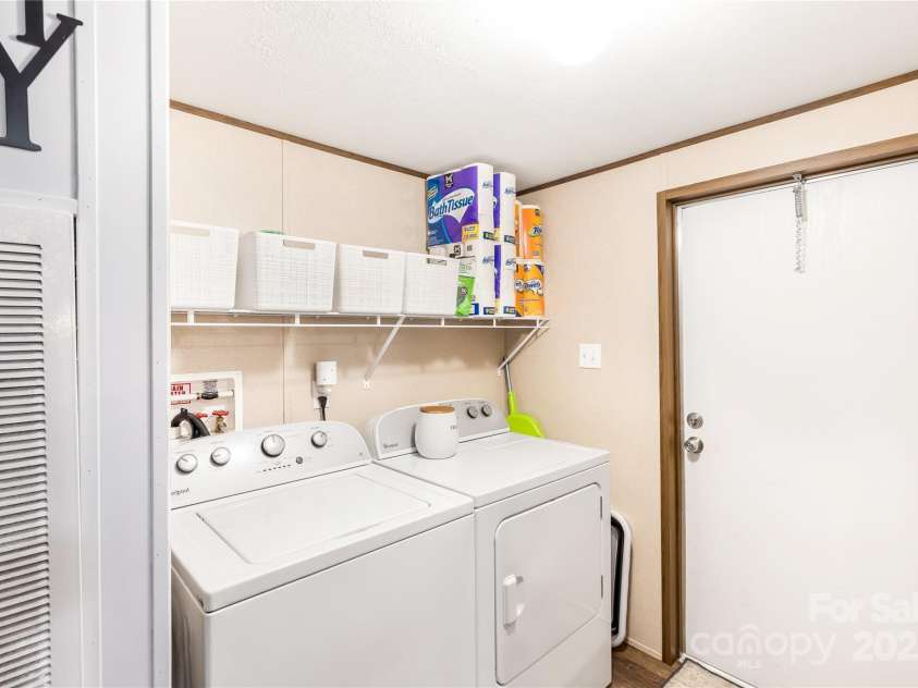 615 Red Leaf Lane, China Grove, NC 28023.  MLS# CAR4281879, YatesRealty ID 26718. 