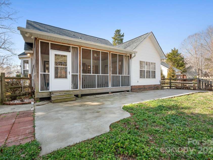 449 Doves Crest Court, Stanley, NC 28164.  MLS# CAR4220525, YatesRealty ID 2672. Back of home