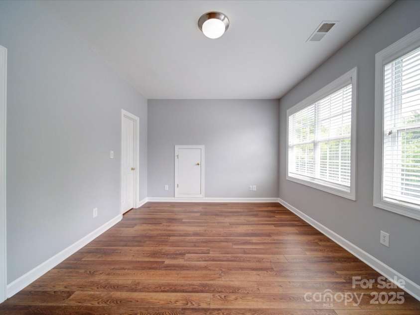 7642 Horseshoe Creek Drive, Huntersville, NC 28078.  MLS# CAR4249944, YatesRealty ID 26720. Junior suite