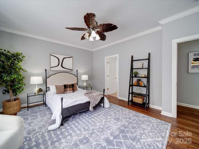 7642 Horseshoe Creek Drive, Huntersville, NC 28078.  MLS# CAR4249944, YatesRealty ID 26720. Spacious Owner's Suite on main