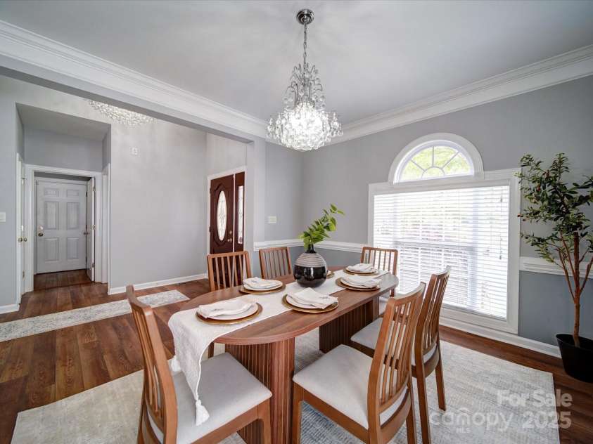 7642 Horseshoe Creek Drive, Huntersville, NC 28078.  MLS# CAR4249944, YatesRealty ID 26720. To the left is the formal Dining Room