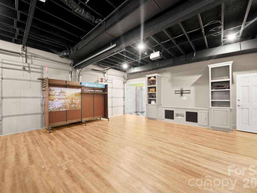 1109 Union Road, Gastonia, NC 28056.  MLS# CAR4388040, YatesRealty ID 26721. 