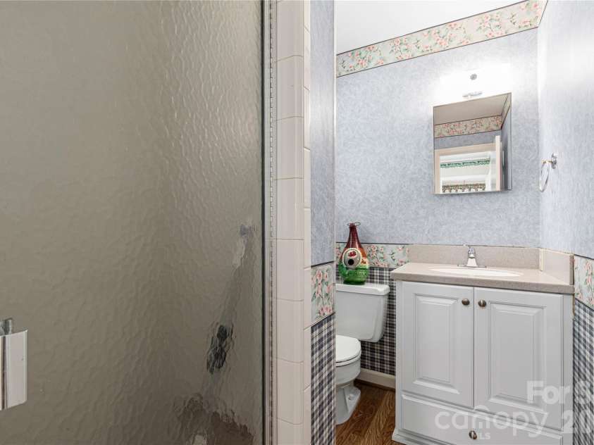 956 Providence Road, Lancaster, SC 29720.  MLS# CAR4383180, YatesRealty ID 26723. 