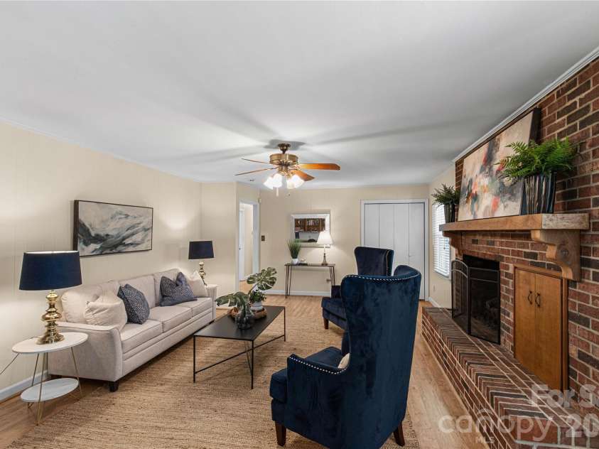956 Providence Road, Lancaster, SC 29720.  MLS# CAR4383180, YatesRealty ID 26723. 