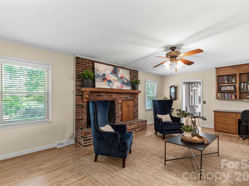 956 Providence Road, Lancaster, SC 29720.  MLS# CAR4383180, YatesRealty ID 26723. 