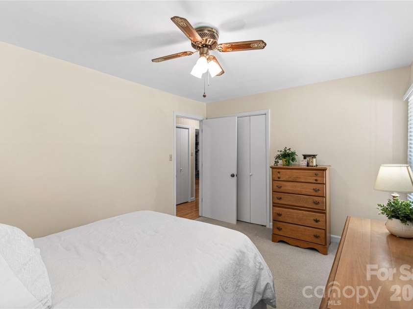 956 Providence Road, Lancaster, SC 29720.  MLS# CAR4383180, YatesRealty ID 26723. 